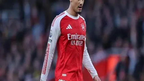 德甲：门将失守，霍勒巴赫助球队追平